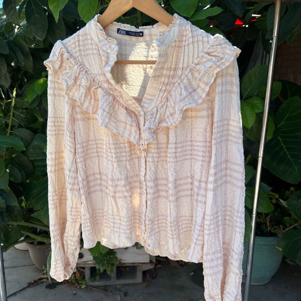 Zara Women's Cream Textured Blouse
